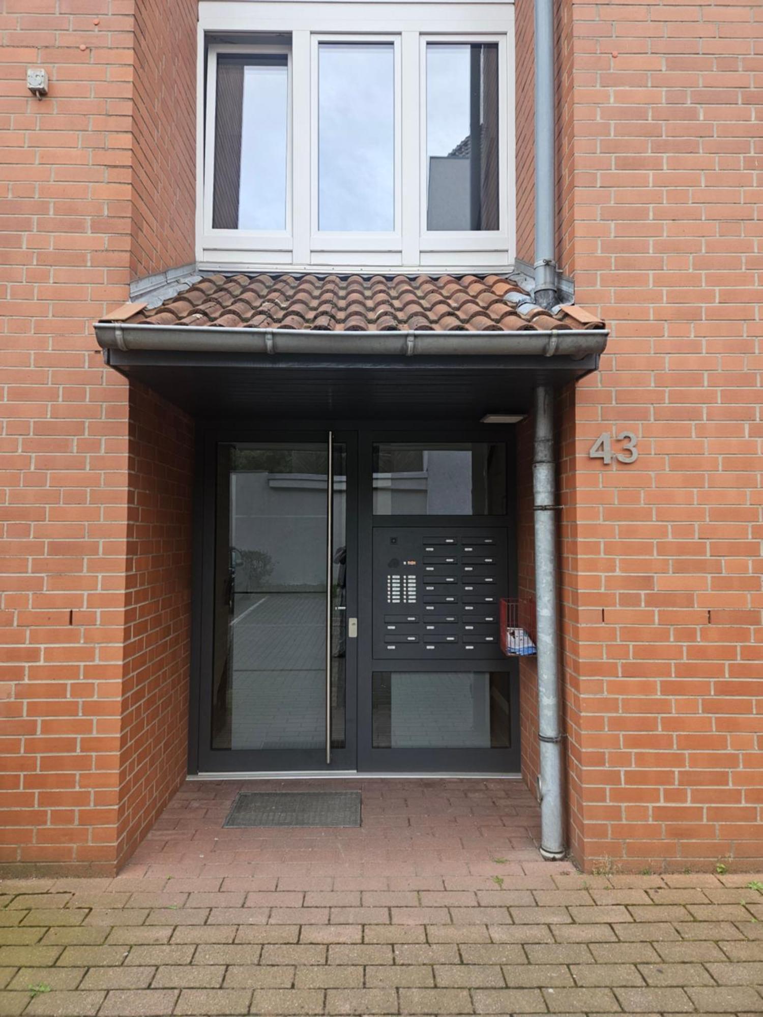 80 M2 Moderne Und Zentrale Wohnung In Hannover Mit Eigenem Parkplatz Luaran gambar