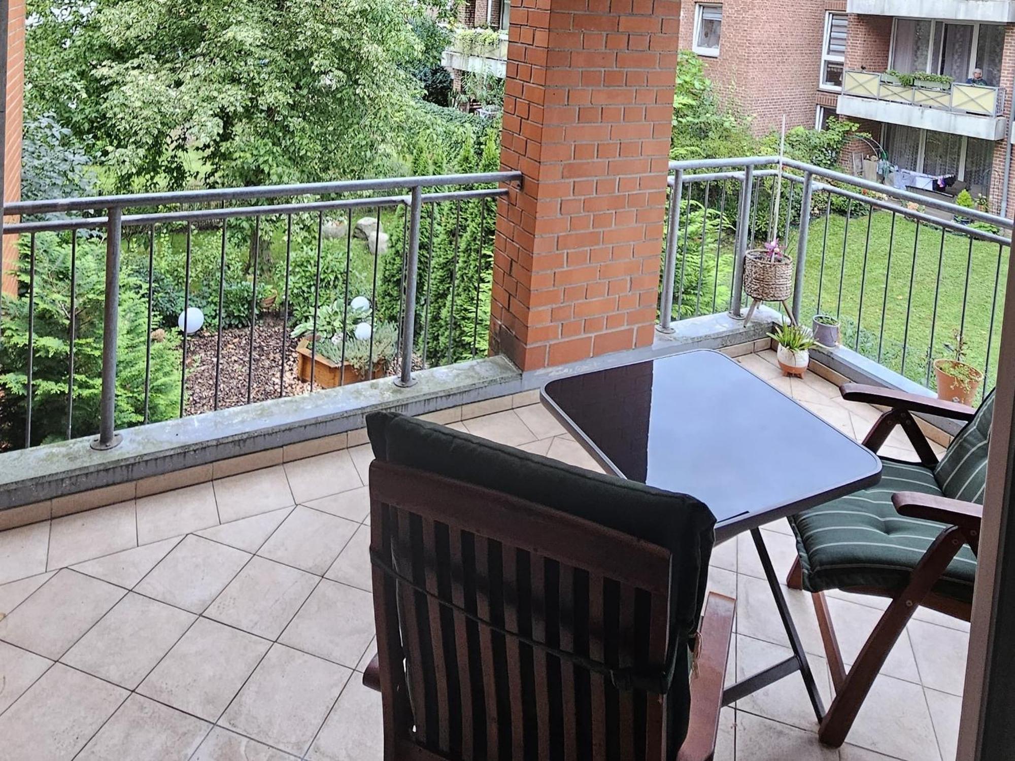 80 M2 Moderne Und Zentrale Wohnung In Hannover Mit Eigenem Parkplatz Bilik gambar