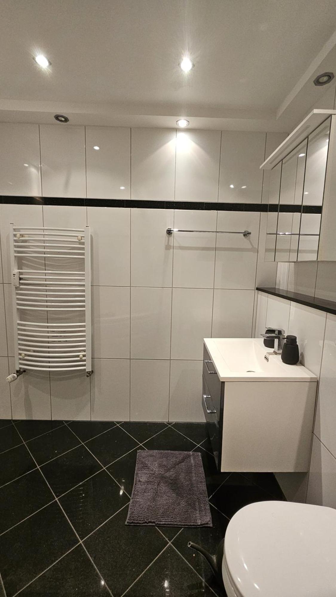 80 M2 Moderne Und Zentrale Wohnung In Hannover Mit Eigenem Parkplatz Luaran gambar