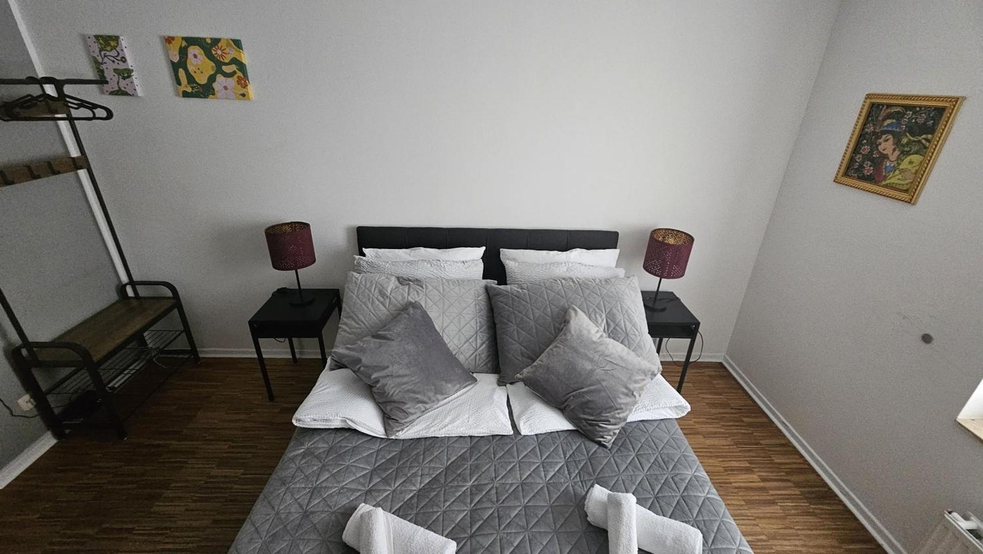 80 M2 Moderne Und Zentrale Wohnung In Hannover Mit Eigenem Parkplatz Luaran gambar